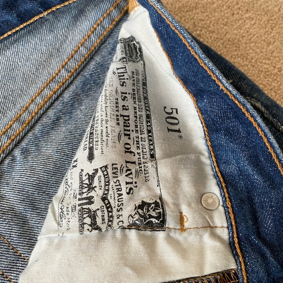 Levi’s 501 denim shorts size 27 - Picture 4 of 5